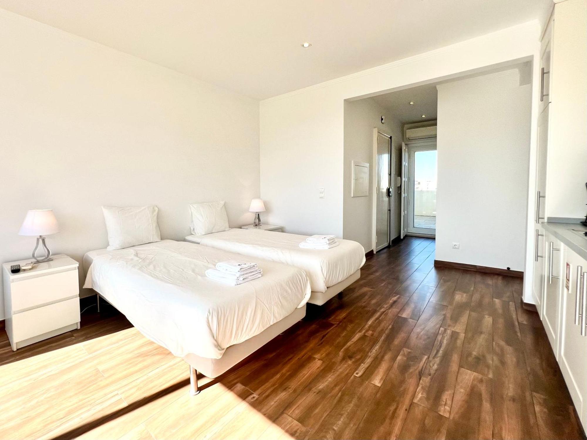 Home Out Saldanha Lisbon Luaran gambar