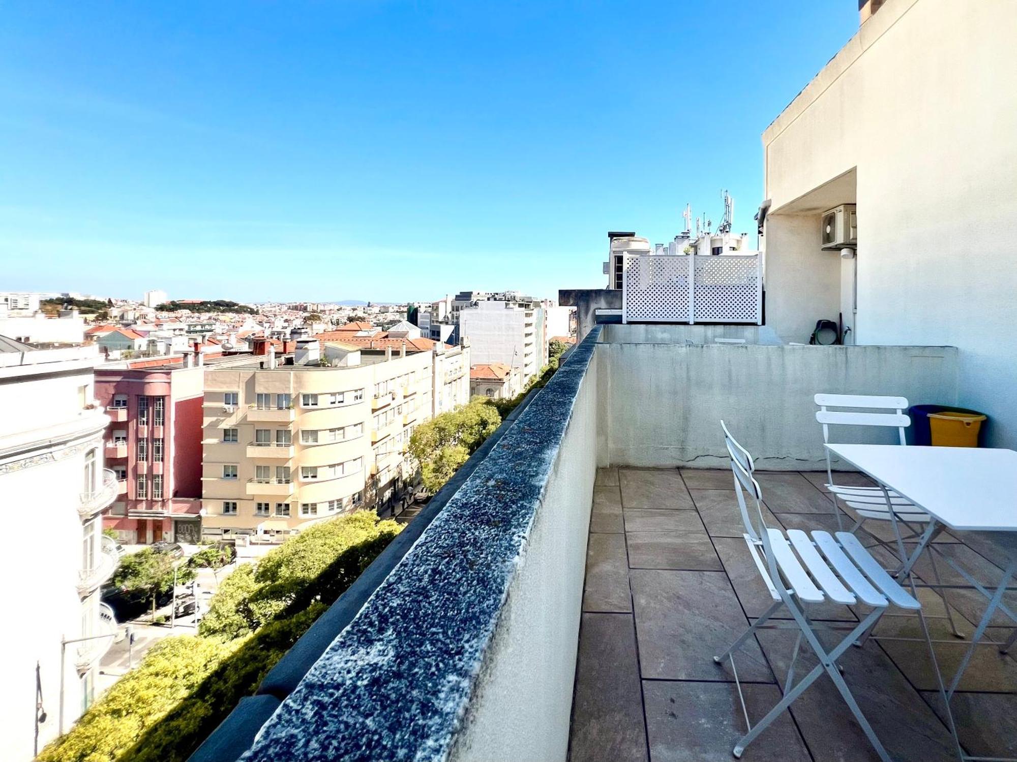 Home Out Saldanha Lisbon Luaran gambar